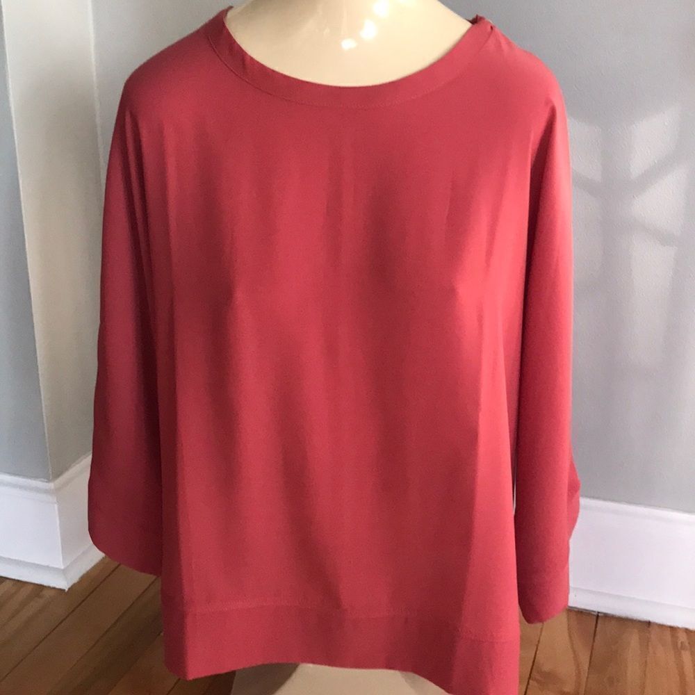 Ruby Ribbon coral silky loose fit to, new, XS